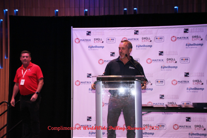 IMG_6252%20rev%20bll